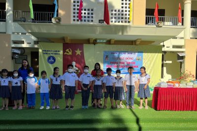 PHÁT ĐỘNG PHONG TRÀO “GIỮ GÌN VÀ TRAO TẶNG SÁCH GIÁO KHOA”